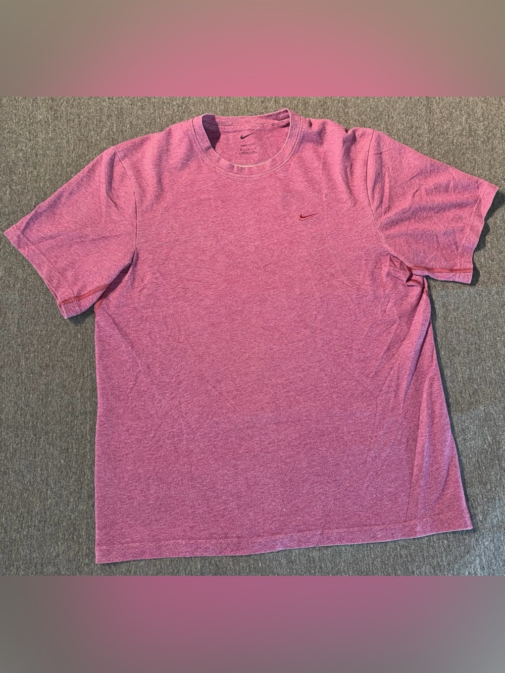 Nike Men’s Heathered Pink Short Sleeve Crew Tee